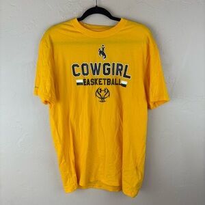NWT University of Wyoming Yellow Cowgirl Basketball T-Shirt Under Armour Medium